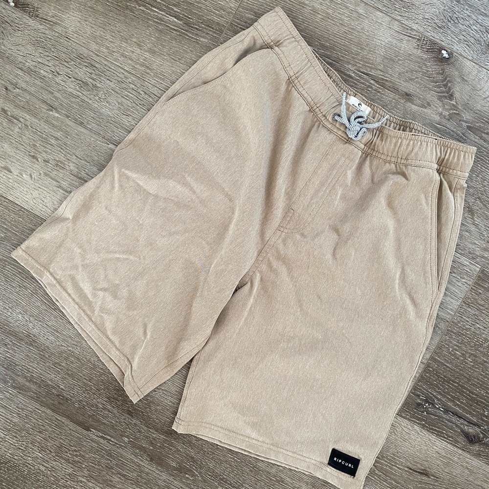 Ripcurl Boy’s XL Lazy Days Hybrid Shorts Khaki